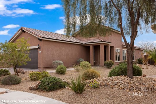 feature listing property photo