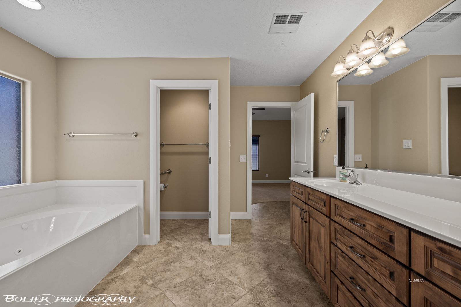 Property Photo 54