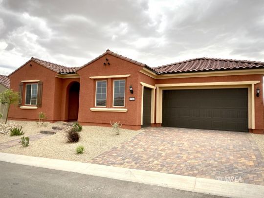feature listing property photo