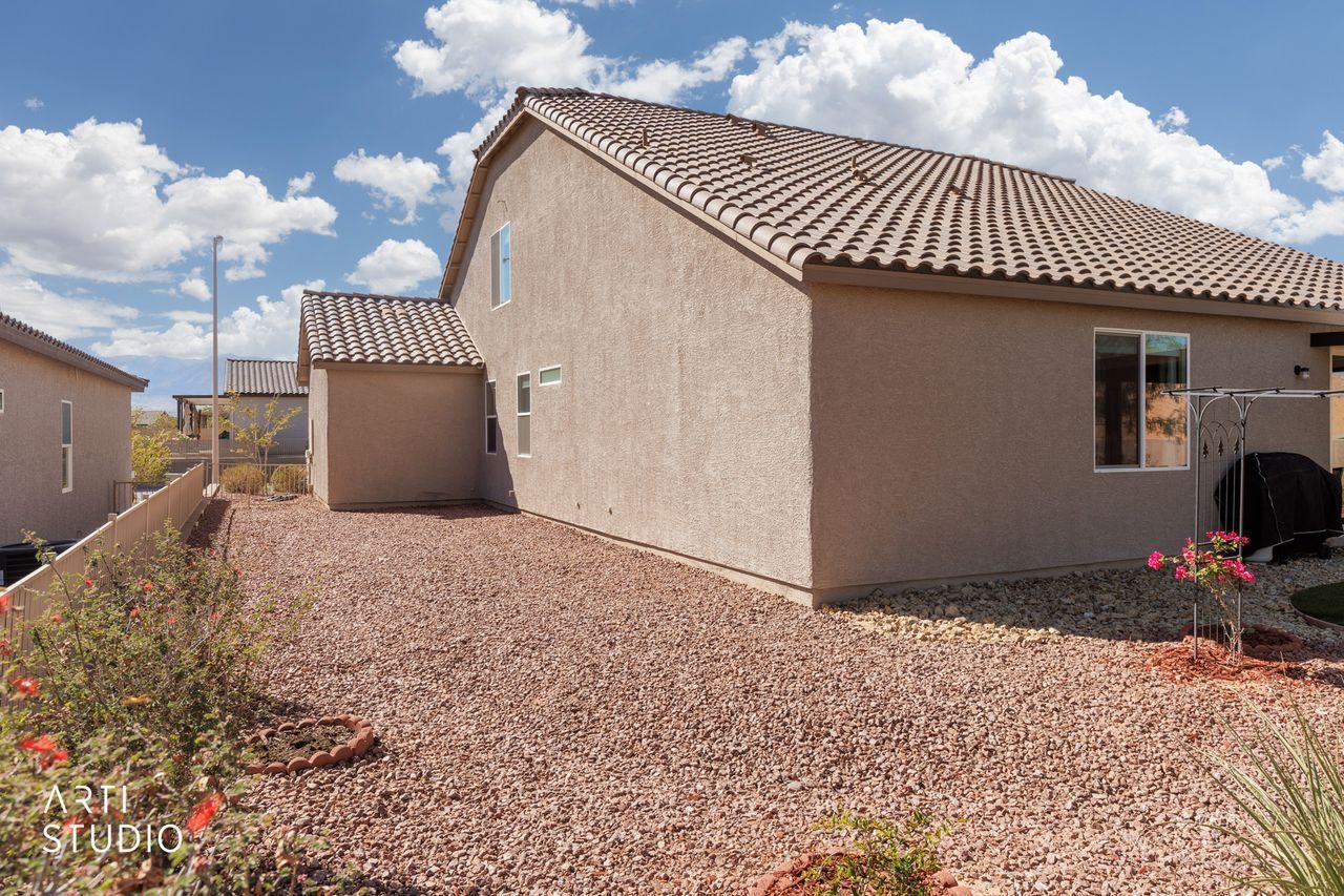 Property Photo 39