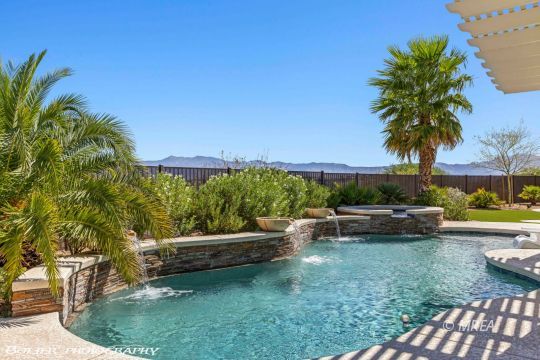 feature listing property photo
