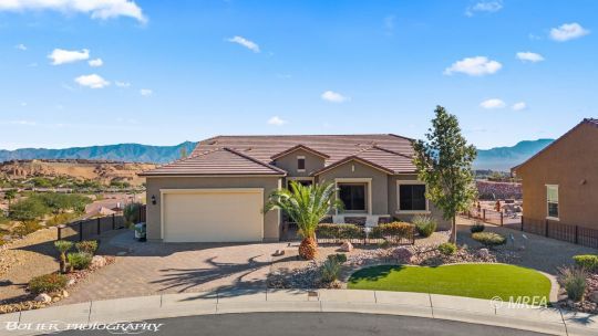 feature listing property photo