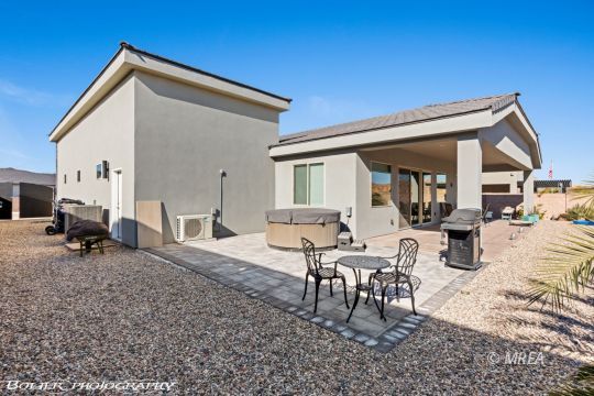 feature listing property photo