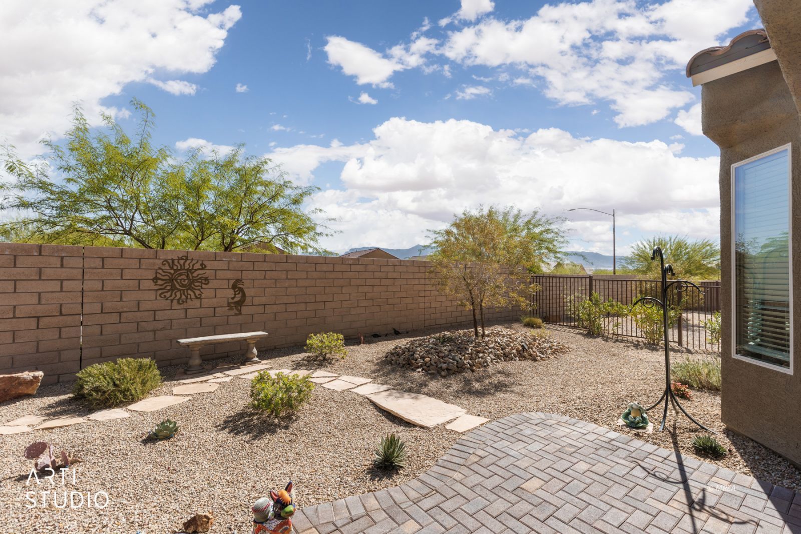 Property Photo 28