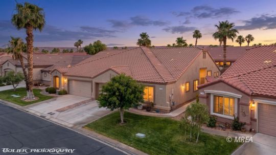feature listing property photo