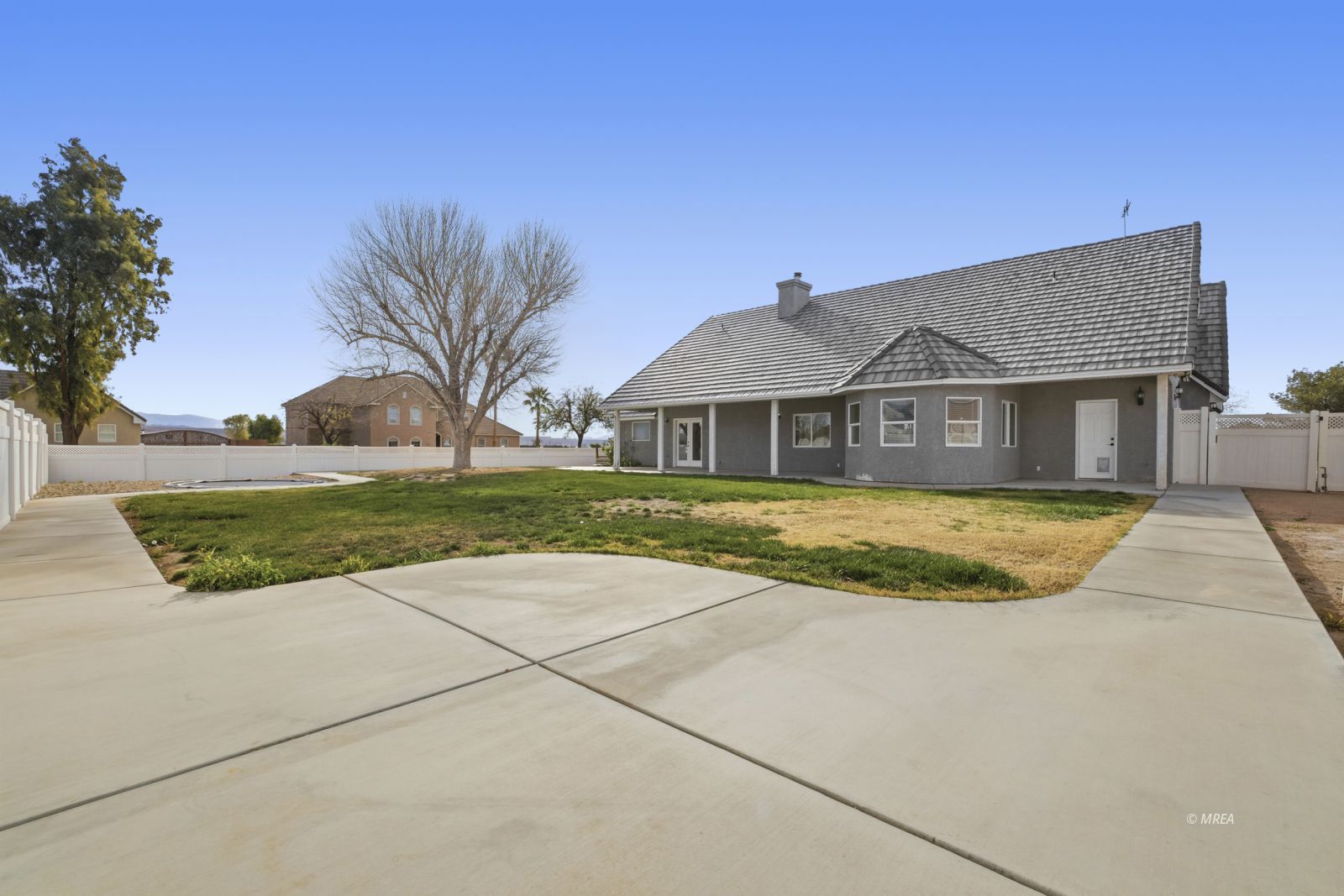 Property Photo 33