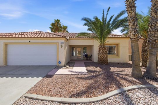 feature listing property photo
