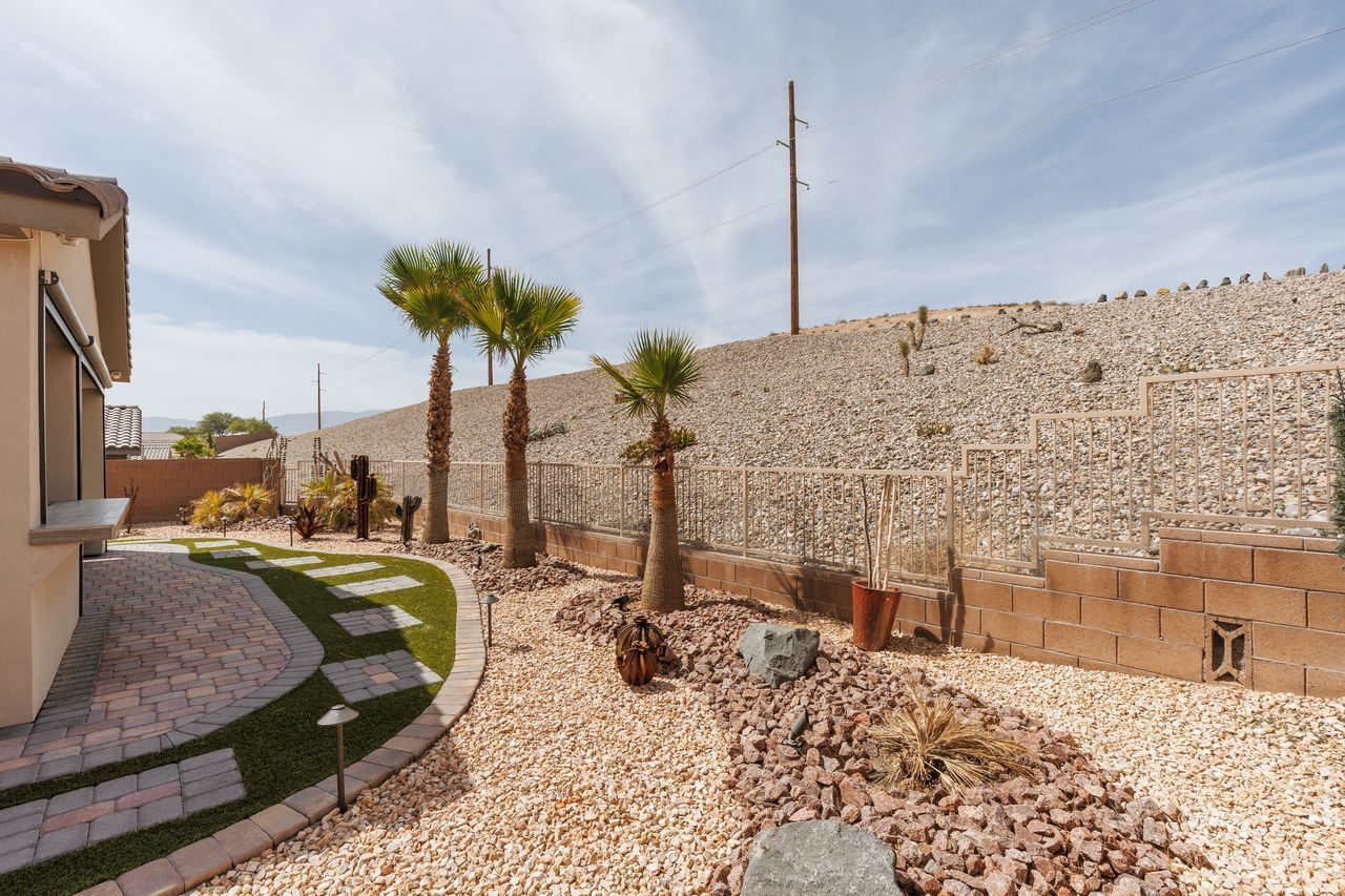 Property Photo 26