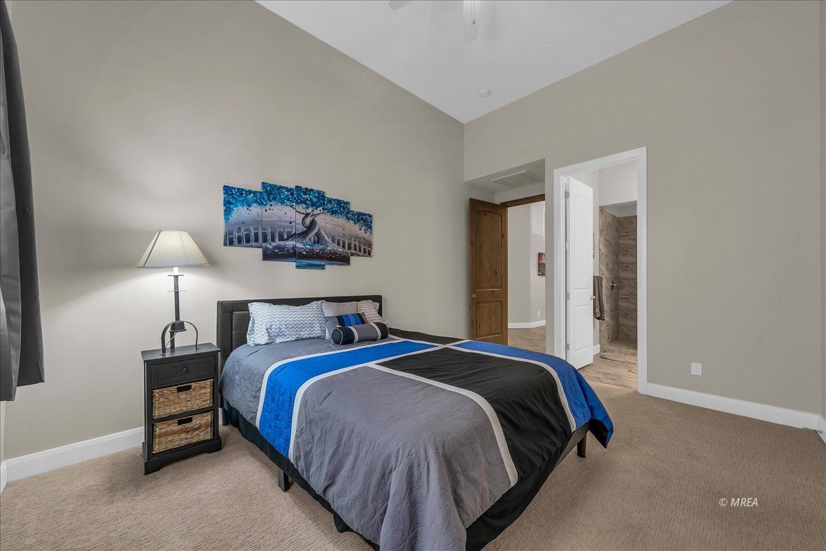 Property Photo 44