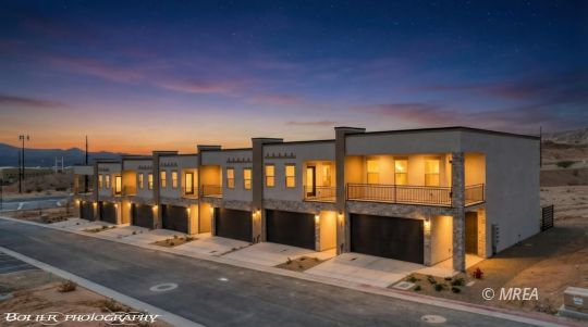 feature listing property photo