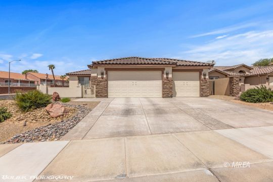 feature listing property photo