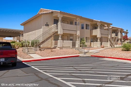 feature listing property photo