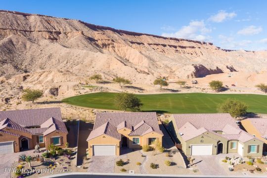 feature listing property photo