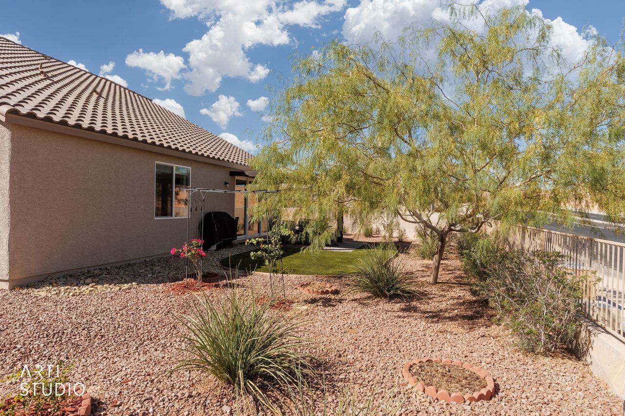 Property Photo 38