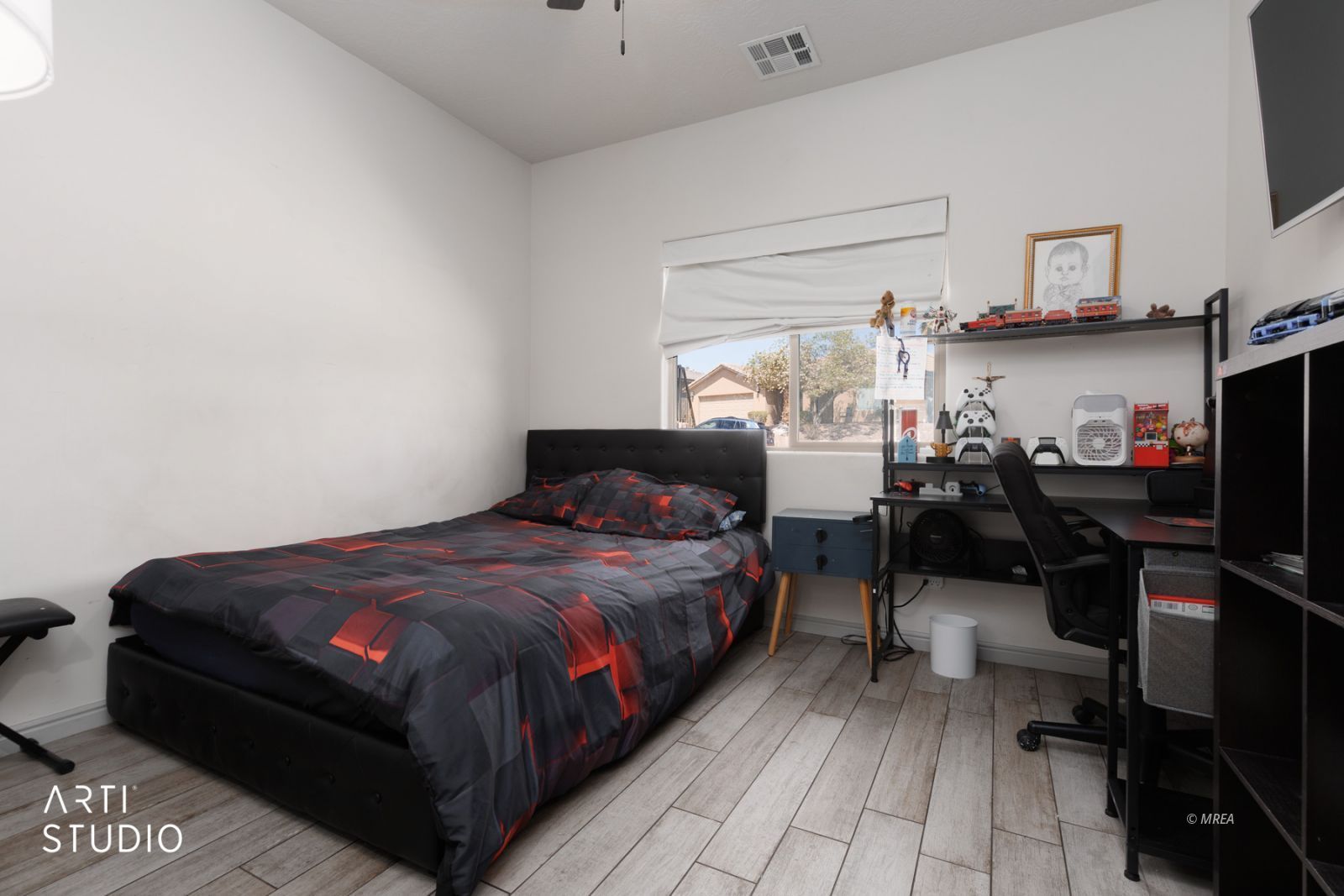 Property Photo 26