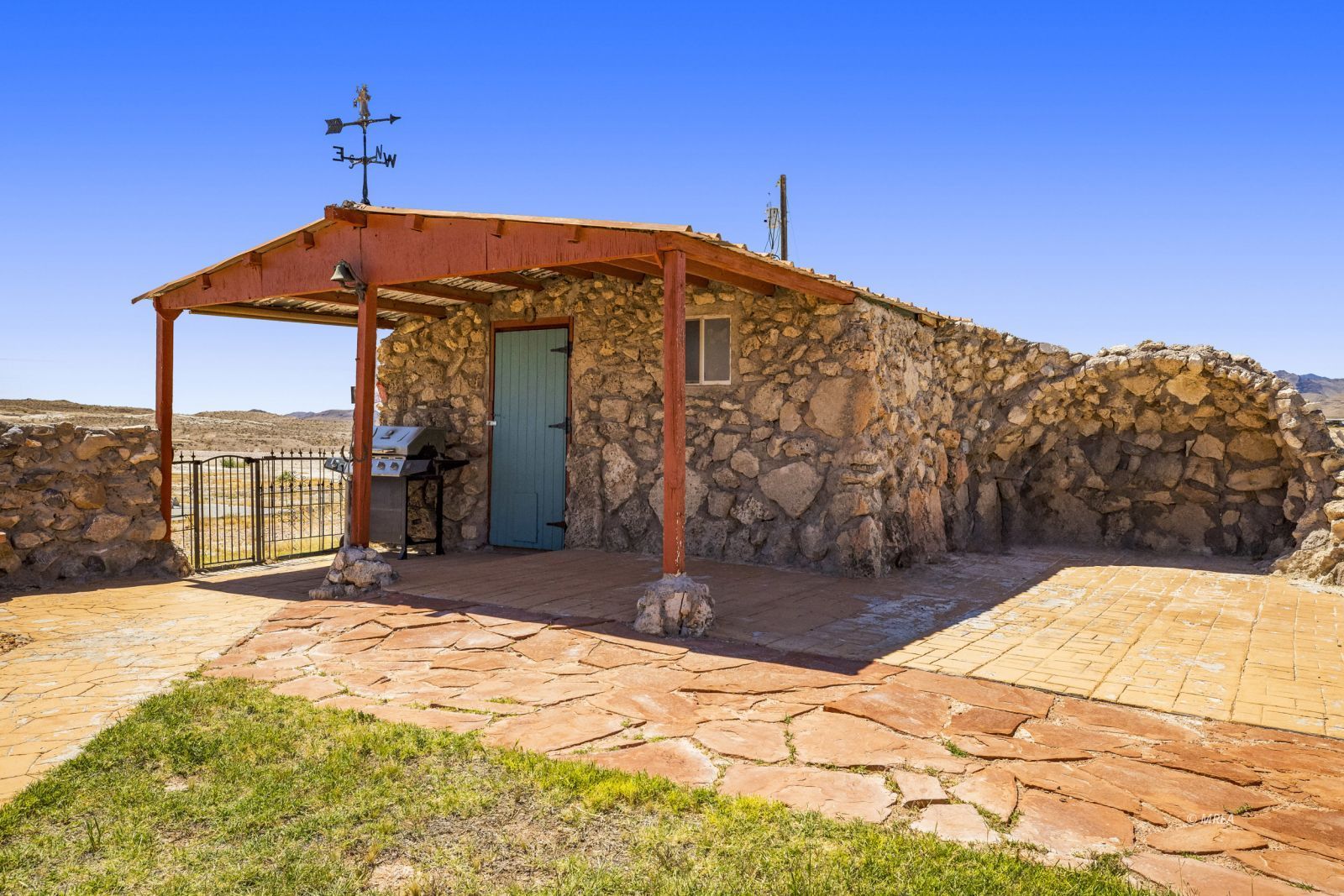 Property Photo 27