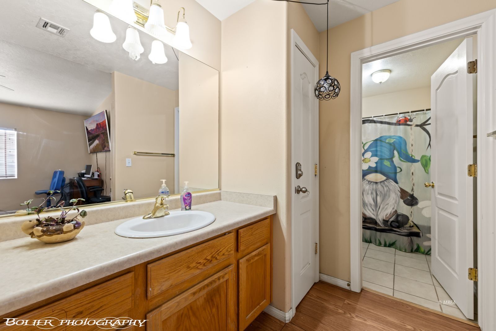 Property Photo 36