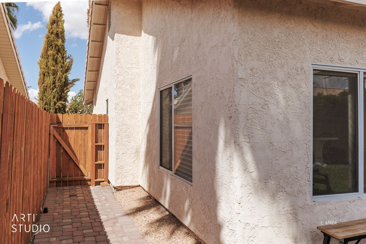 Property Photo 26
