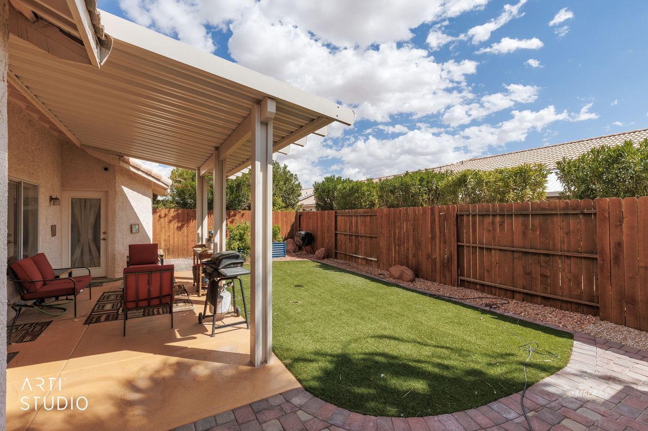 Property Photo 25