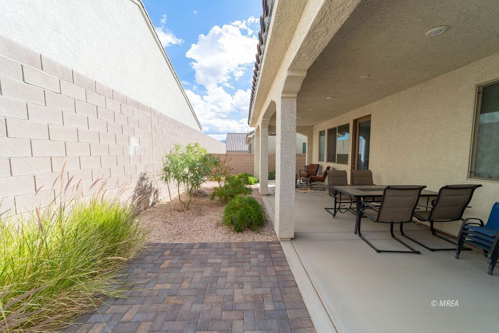 Property Photo 27