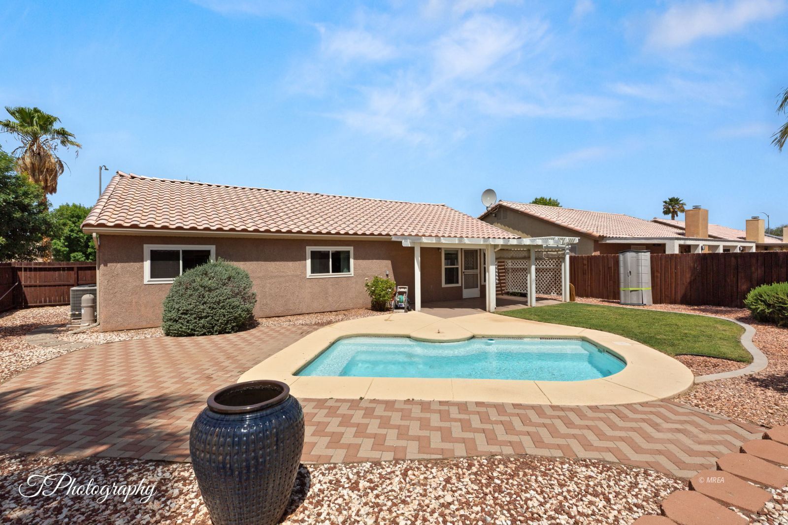 Property Photo 28