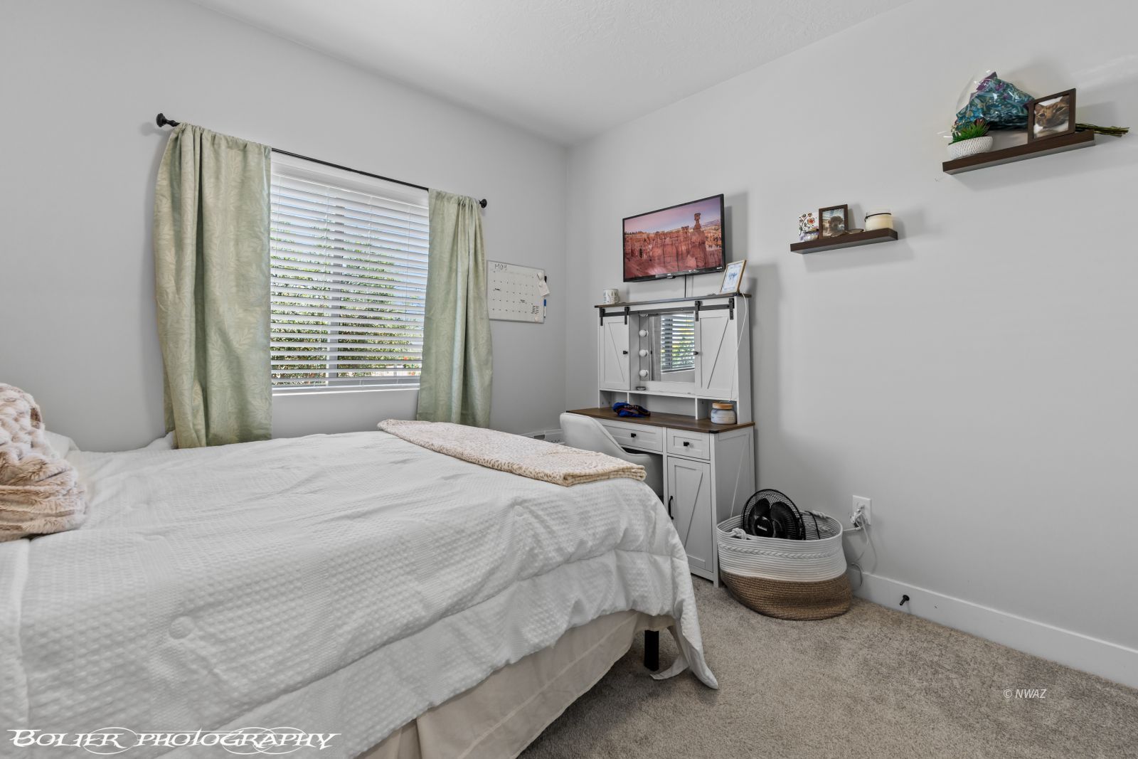 Property Photo 24