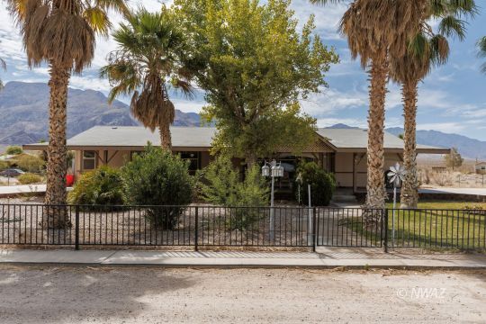 feature listing property photo