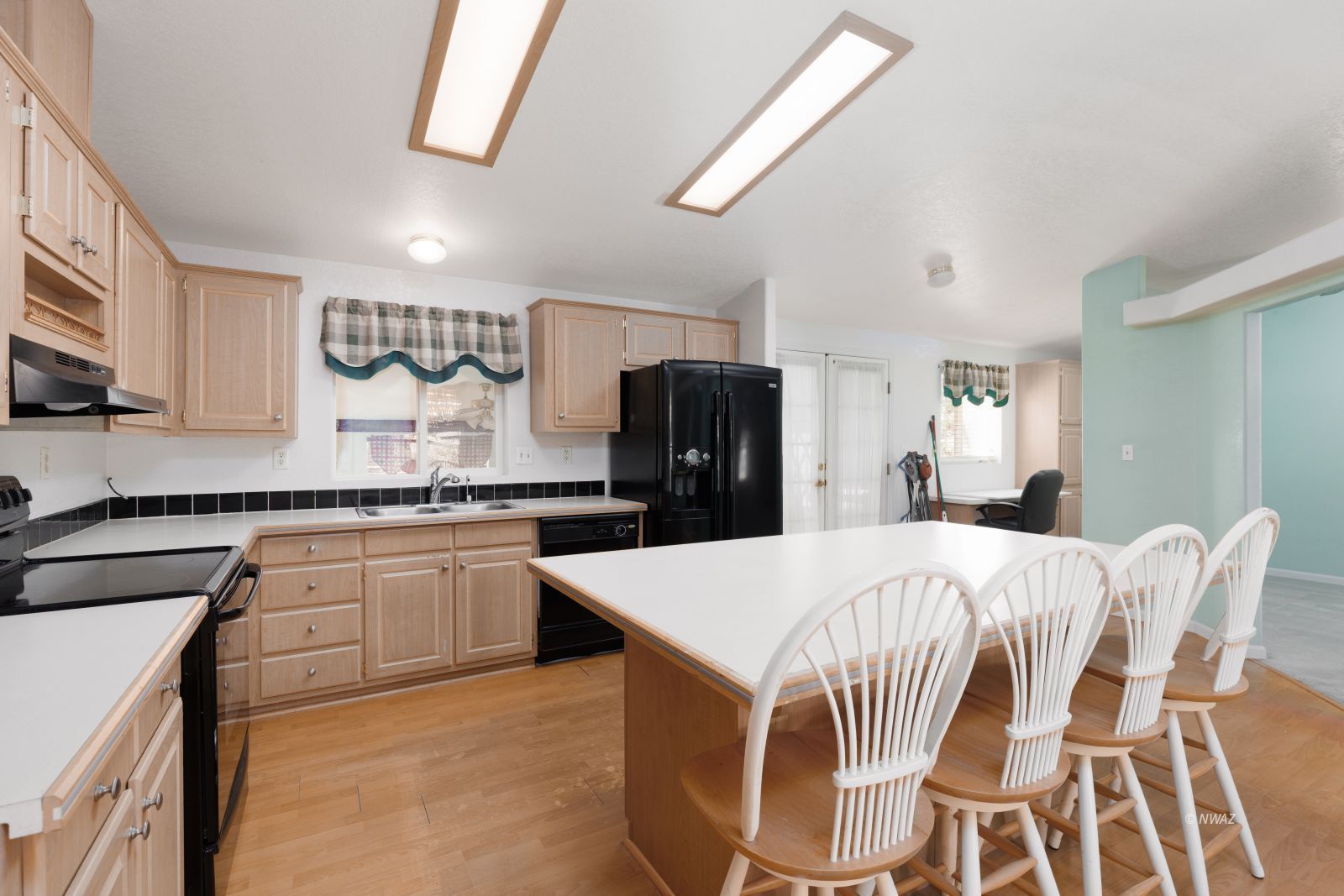 Property Photo 16