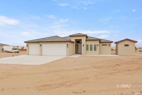 feature listing property photo