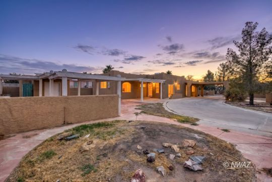 feature listing property photo