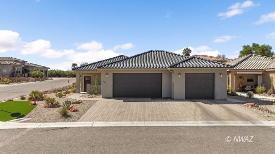 feature listing property photo
