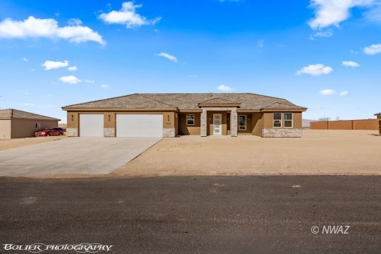 feature listing property photo