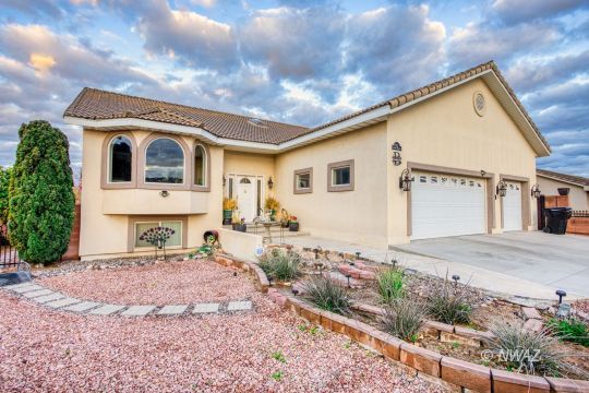 feature listing property photo