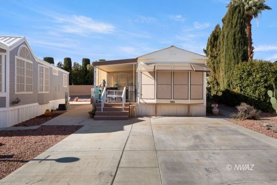 feature listing property photo