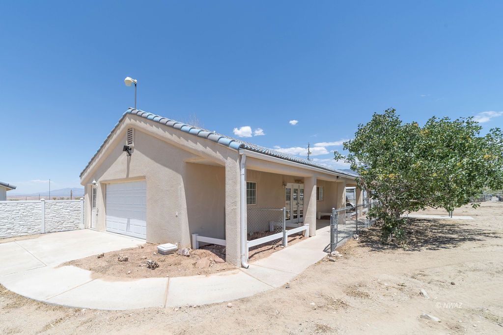 Property Photo 38