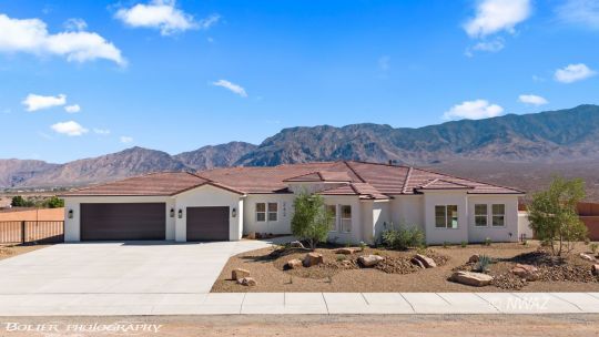 feature listing property photo