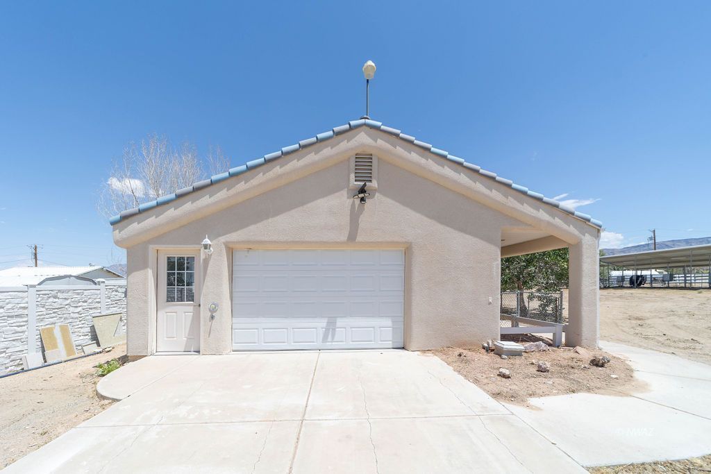 Property Photo 37