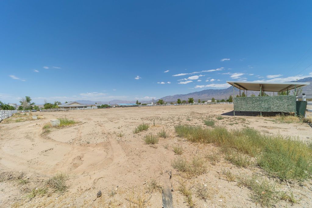 Property Photo 43
