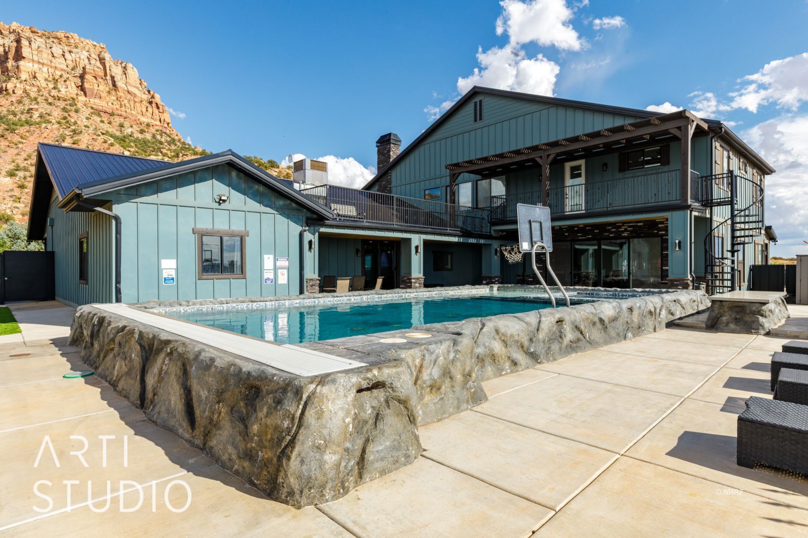 Property Photo 37