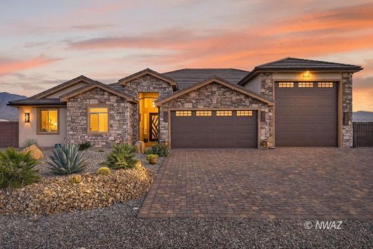 feature listing property photo