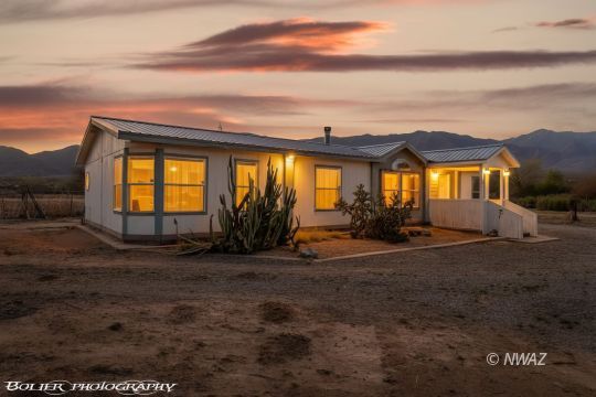 feature listing property photo