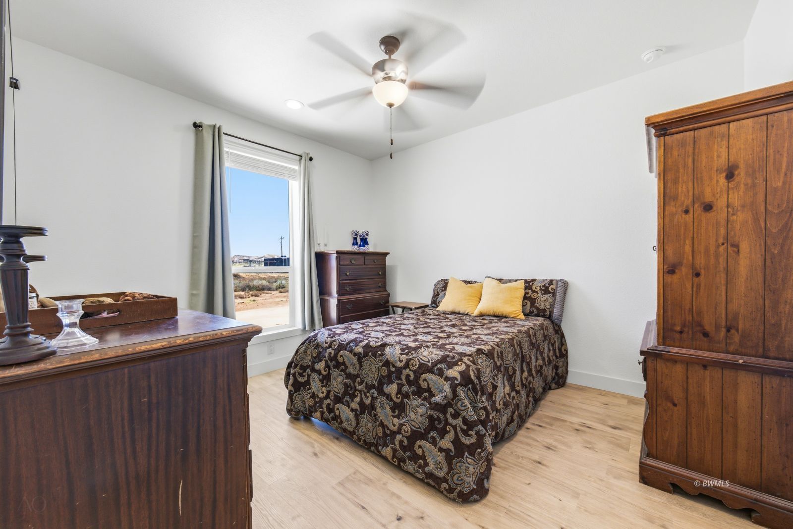 Property Photo 25