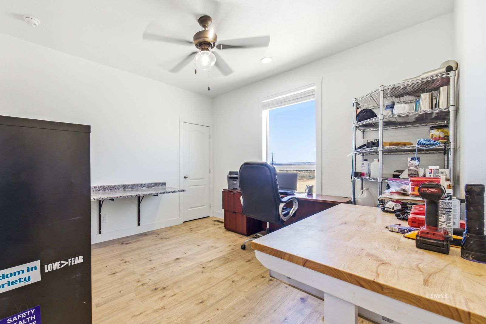 Property Photo 27