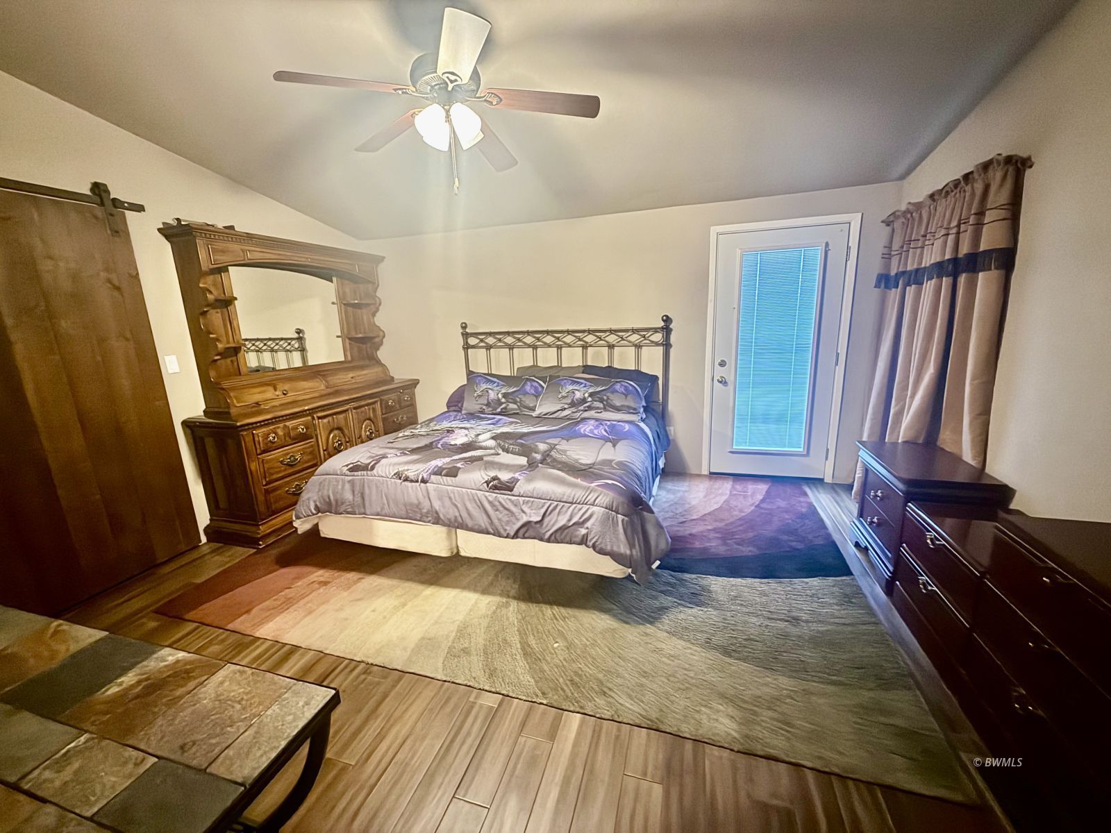 Property Photo 17