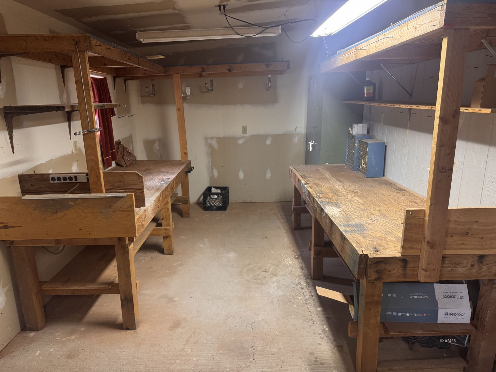 Property Photo 23