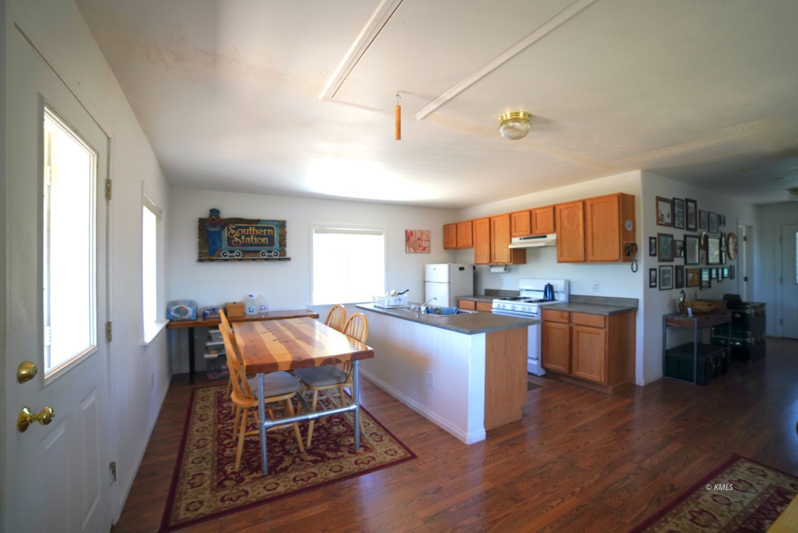 Property Photo 33