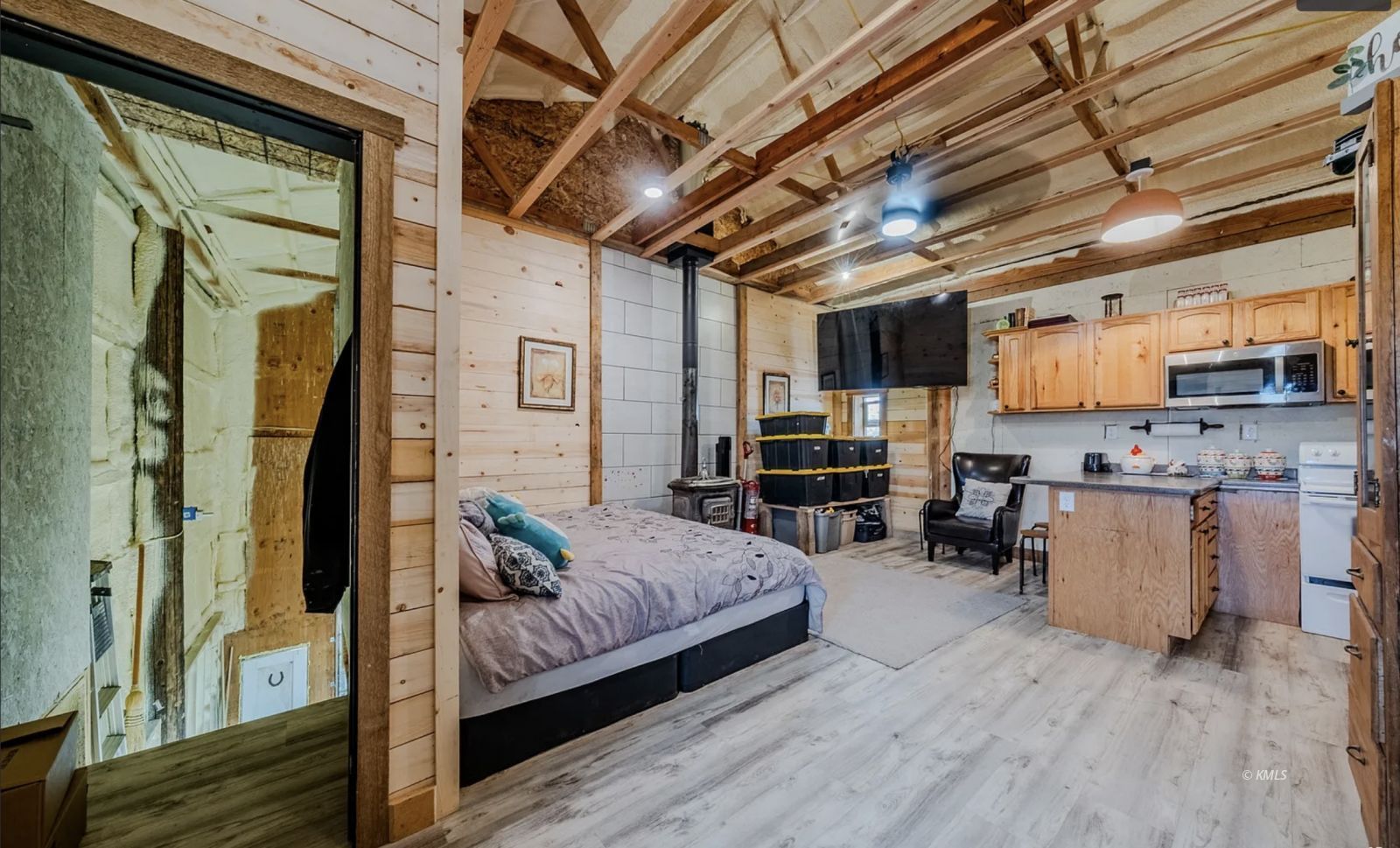 Property Photo 18