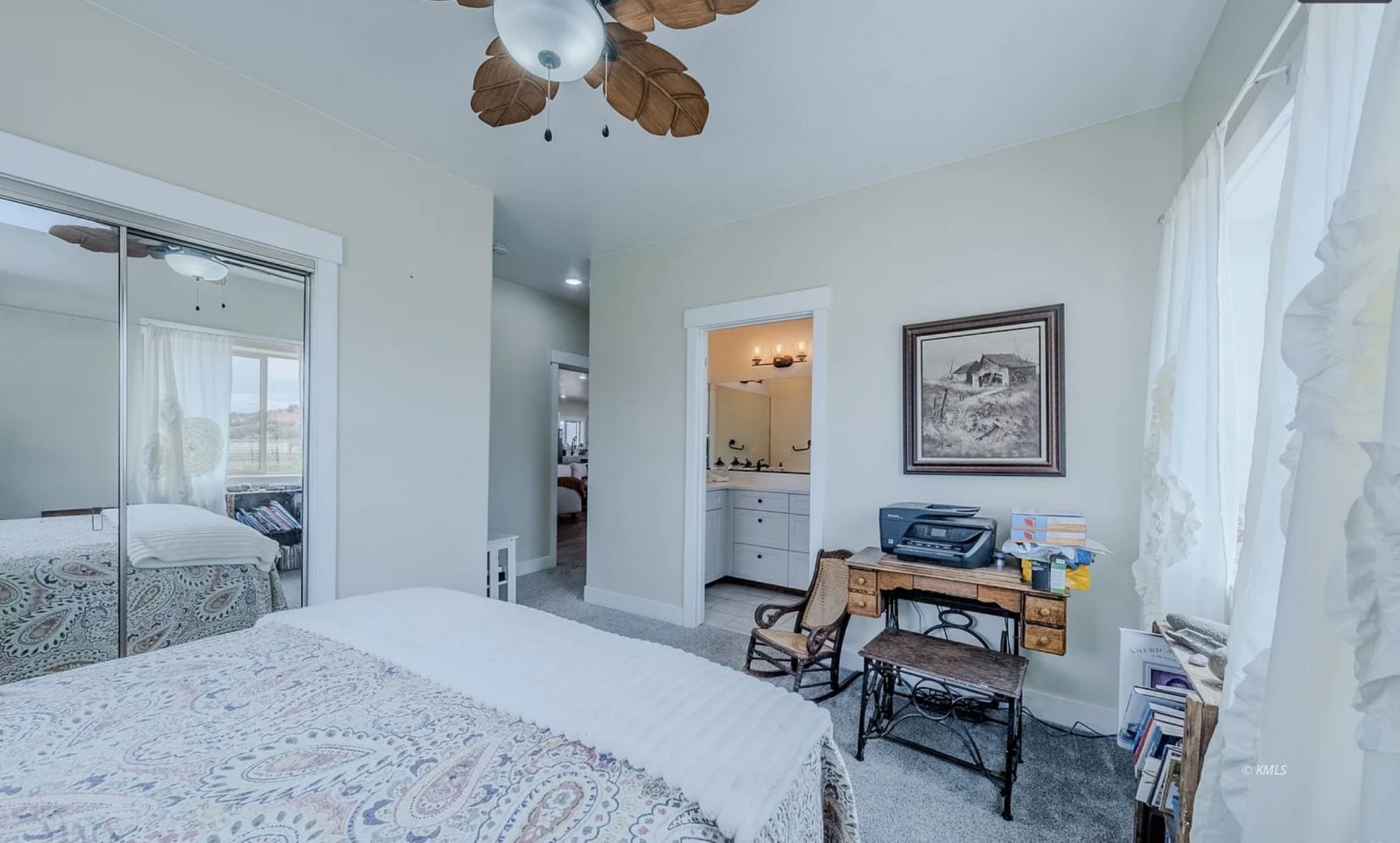 Property Photo 33