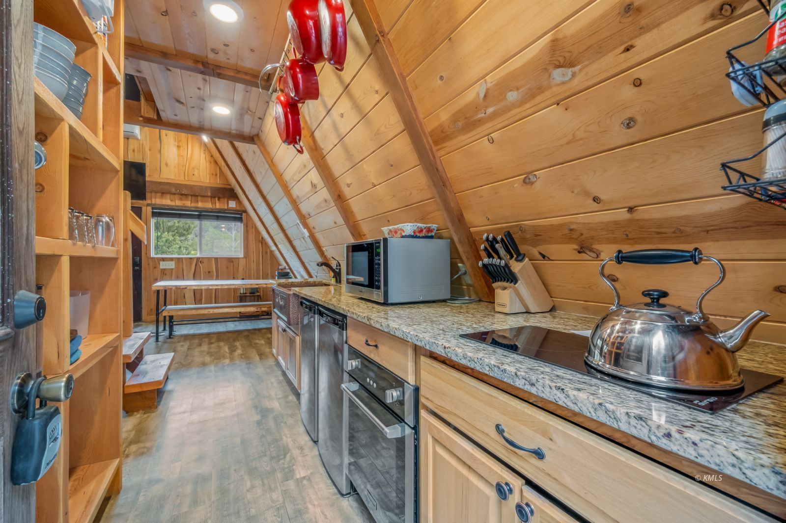 Property Photo 19