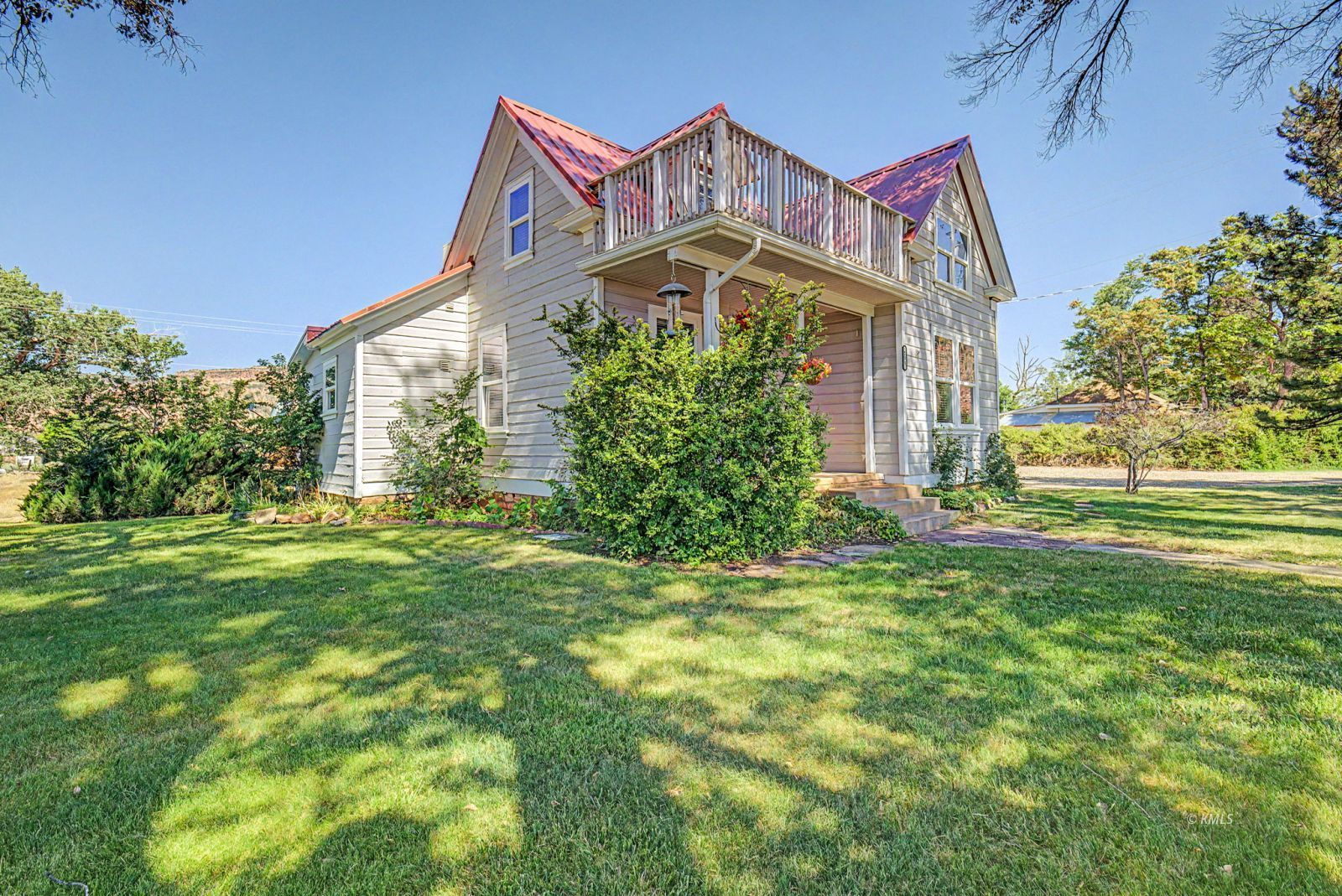 Property Photo 8